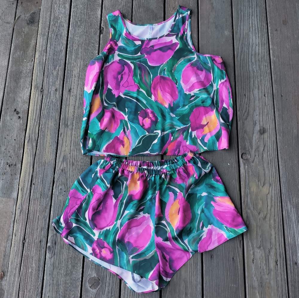 Fabletics Eco Satin Sleep Tank and Shorts Set in Painted Tulip Print